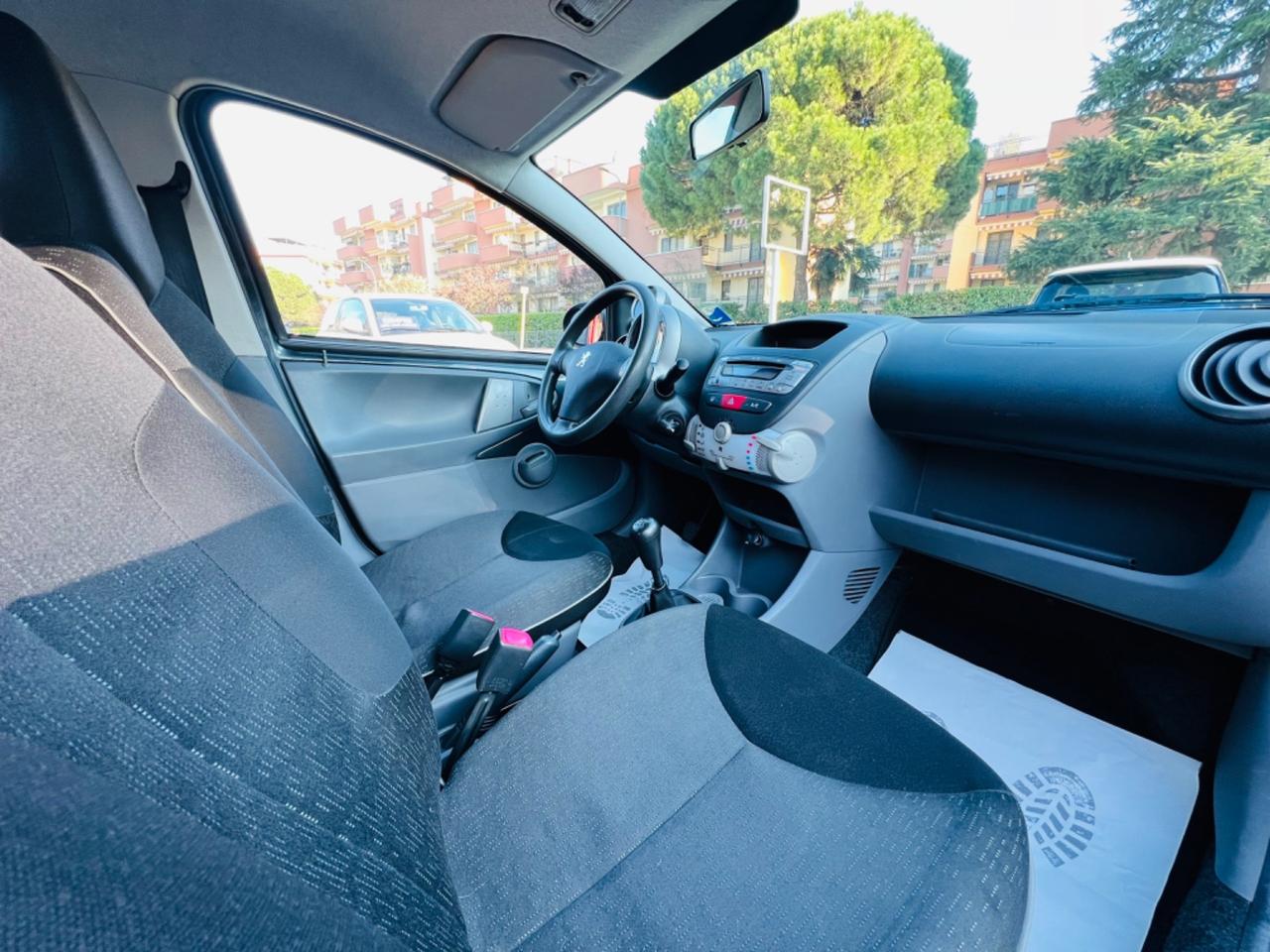 Peugeot 107 1.0 68CV 5p. Sweet Years