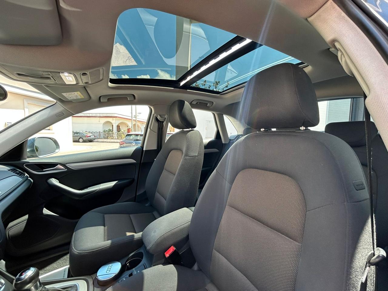 Audi Q3 2.0 TDI 140Cv STRONIC/TETTO Km101.000-2014