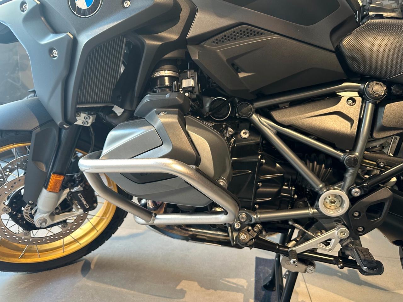 BMW R 1250 GS TRIPLE BLACK 2022