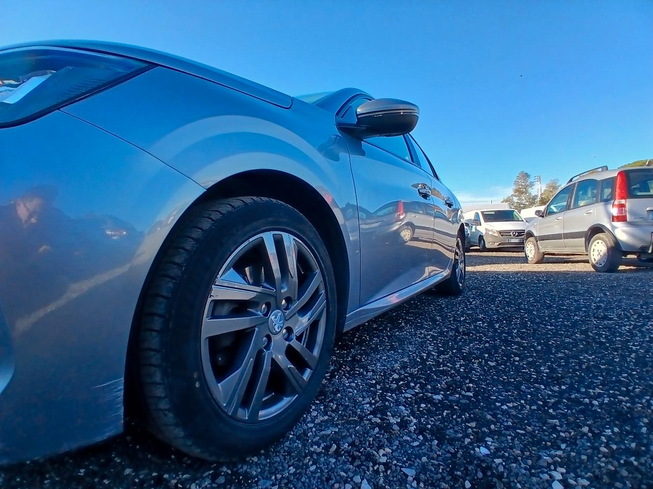 Peugeot 208 PureTech 100 Stop&Start 5 porte Allure GPL*
