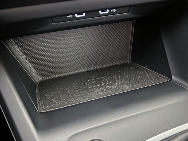 Volkswagen Golf Golf 1.5 tgi Life 130cv