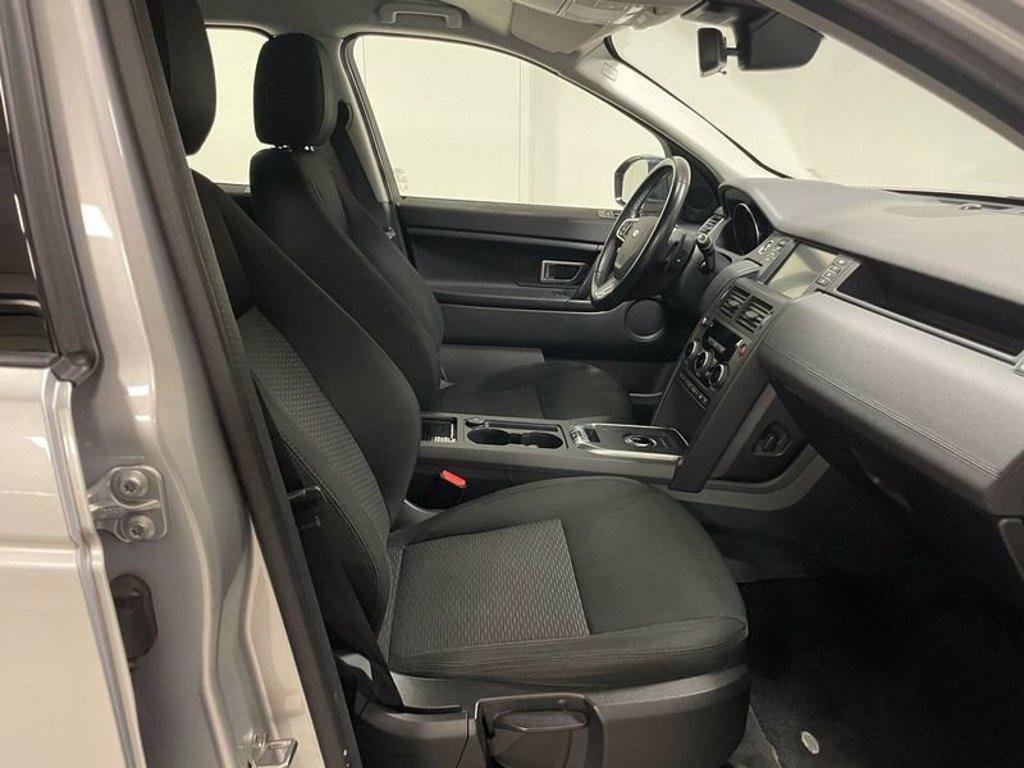 LAND ROVER Discovery sport 2.0 td4 pure business edition awd 150cv 7p.ti auto my19 del 2019