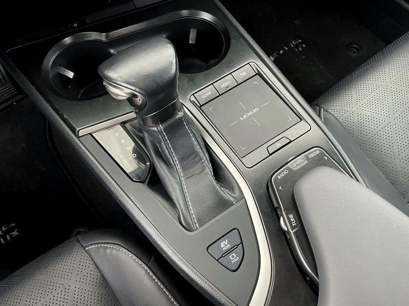 Lexus UX UX Hybrid Premium