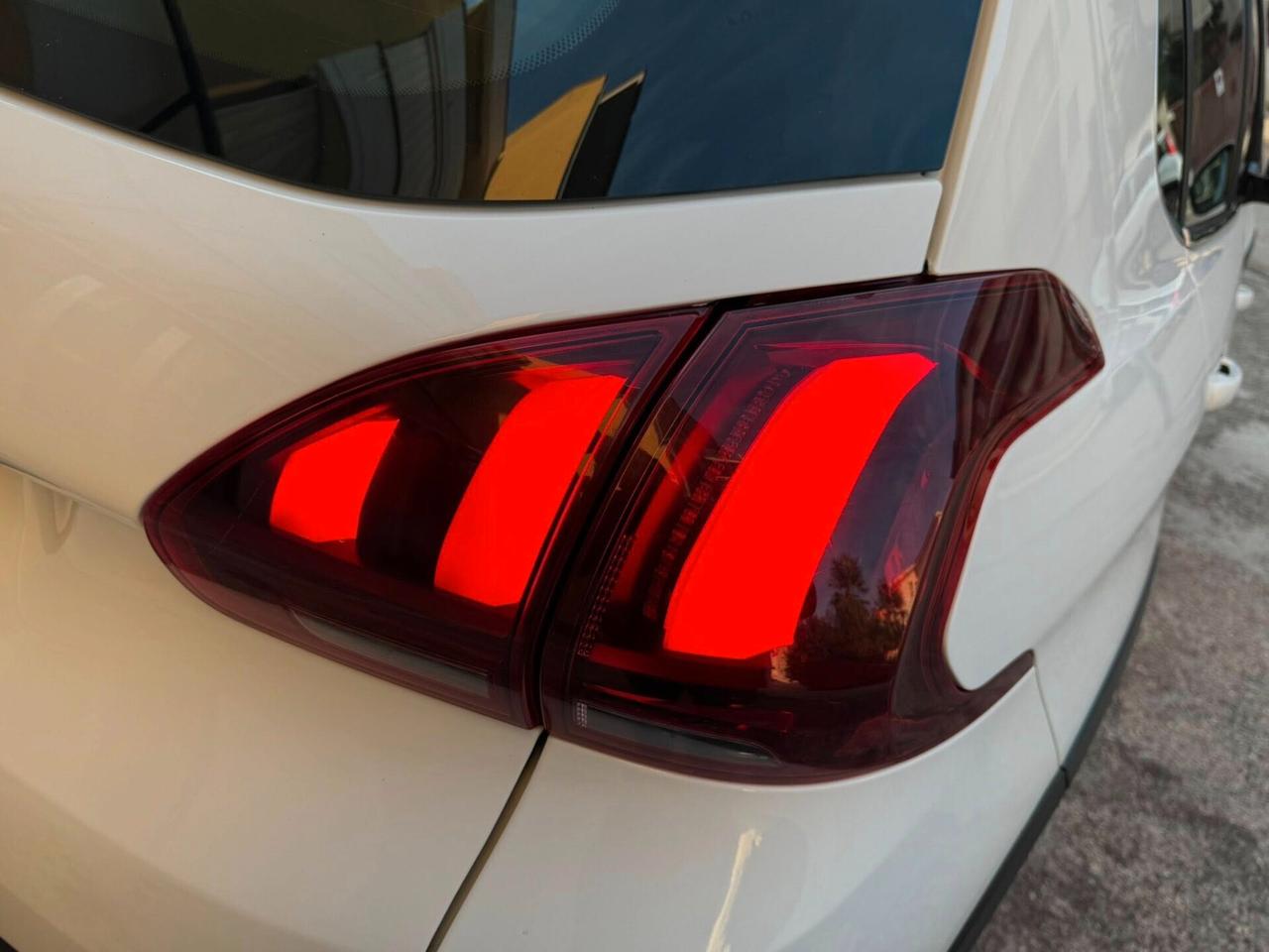 PEUGEOT 2008 1.6 HDI 120 CV. ALLURE E6 NAVI+CERCHI