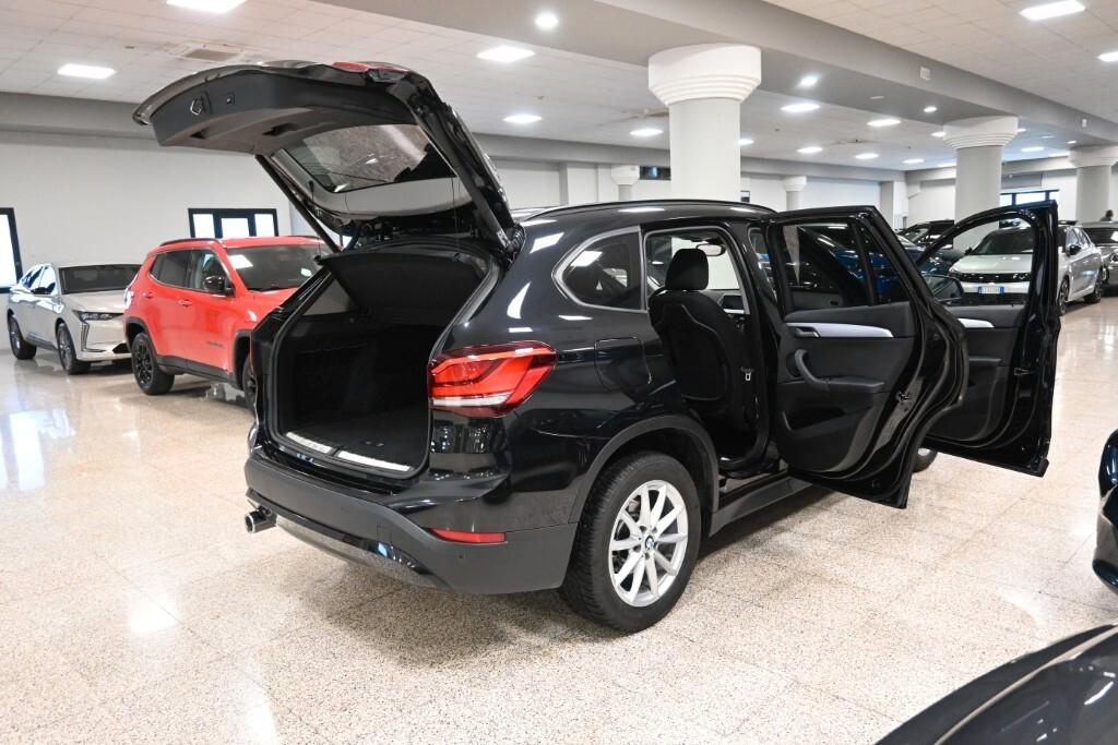 BMW X1 16D 115CV 6M. S-DRIVE BUSINESS ADVANTAGE ( FARI LED - CRUISE - NAVI - PARK ASSISTANT - TELECAMERA POST. )