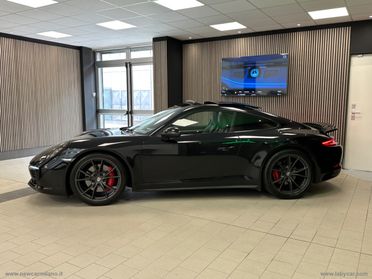 PORSCHE 911 Carrera 4S