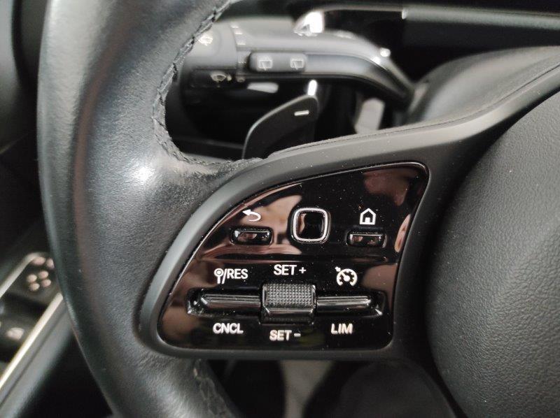 Mercedes-Benz GLA (H247) - GLA 200 Automatic Business Extra