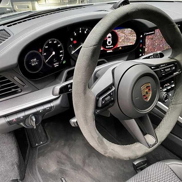 Porsche 992 Carrera S SPORT DESIG+PANORAMA