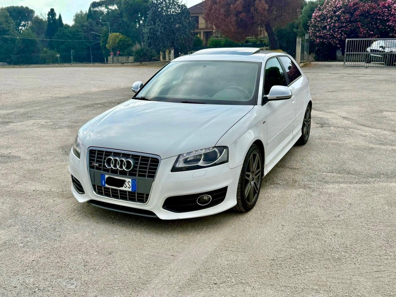 Audi A3 S-Line 2.0 DSG Tetto Led Bi-Xeno