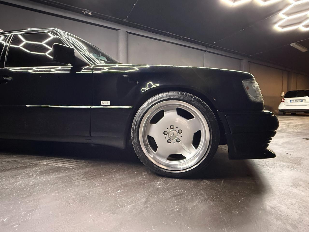 Mercedes-benz E 200 ALLESTIMENTO AMG