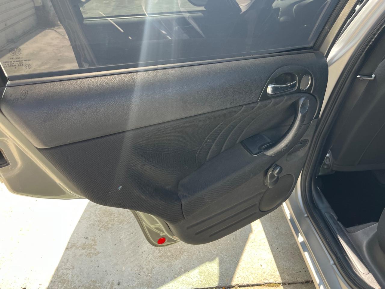 Alfa Romeo 147 1.9 JTD (120) 5 porte Exclusive OPACA