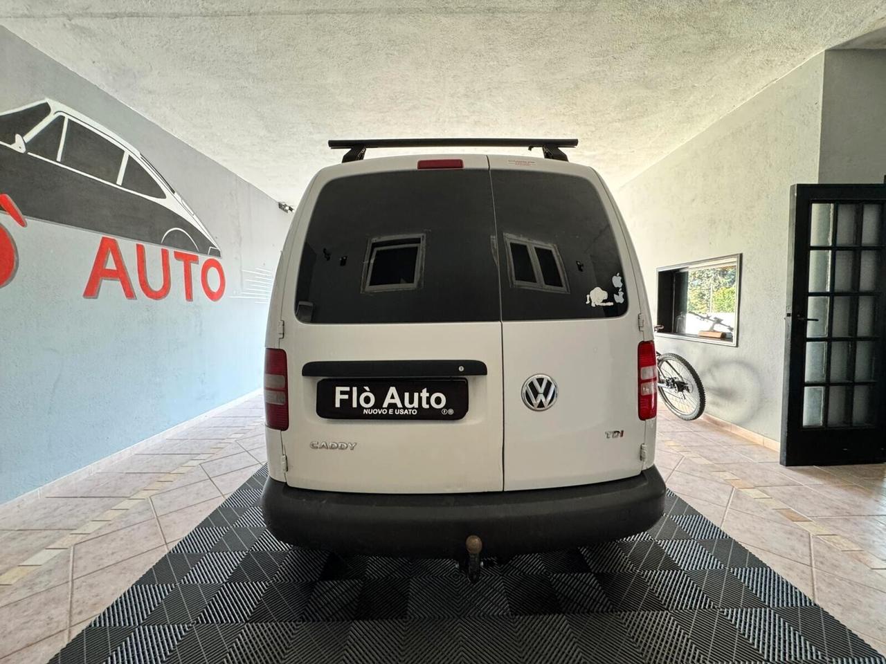 Volkswagen Caddy GANCIO TRAINO E CARRELLO