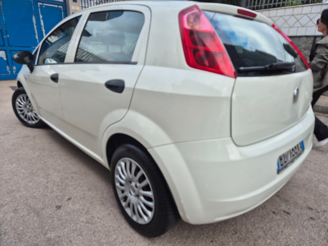 G.PUNTO EVO N.1 AUTOCARRO 1.3M.JET PERFETTA