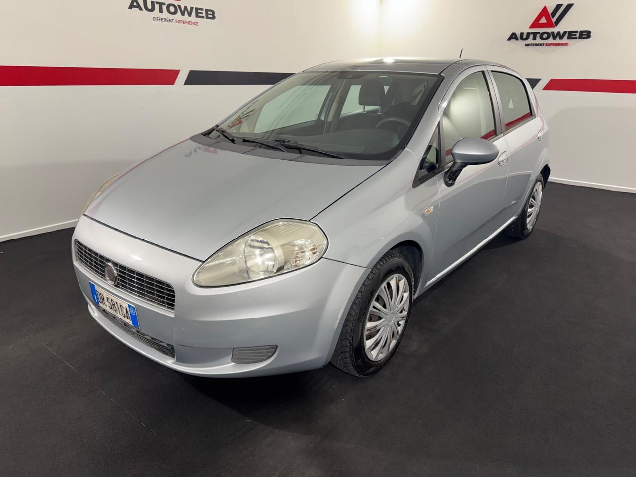 Fiat Grande Punto 1.3 MJT 90 CV 5 porte Emotion