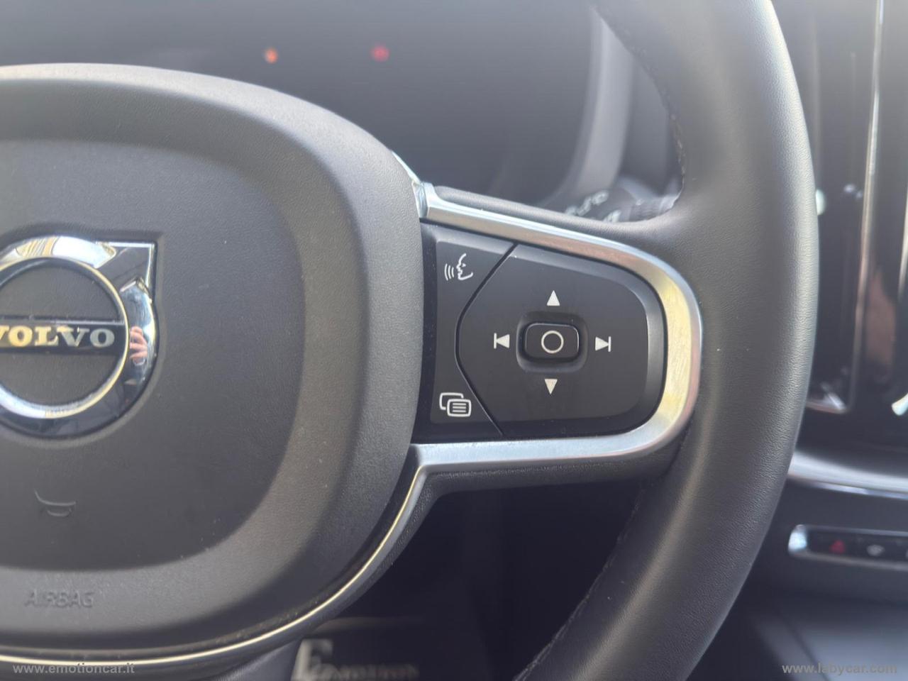 VOLVO XC60 B4 - 2021