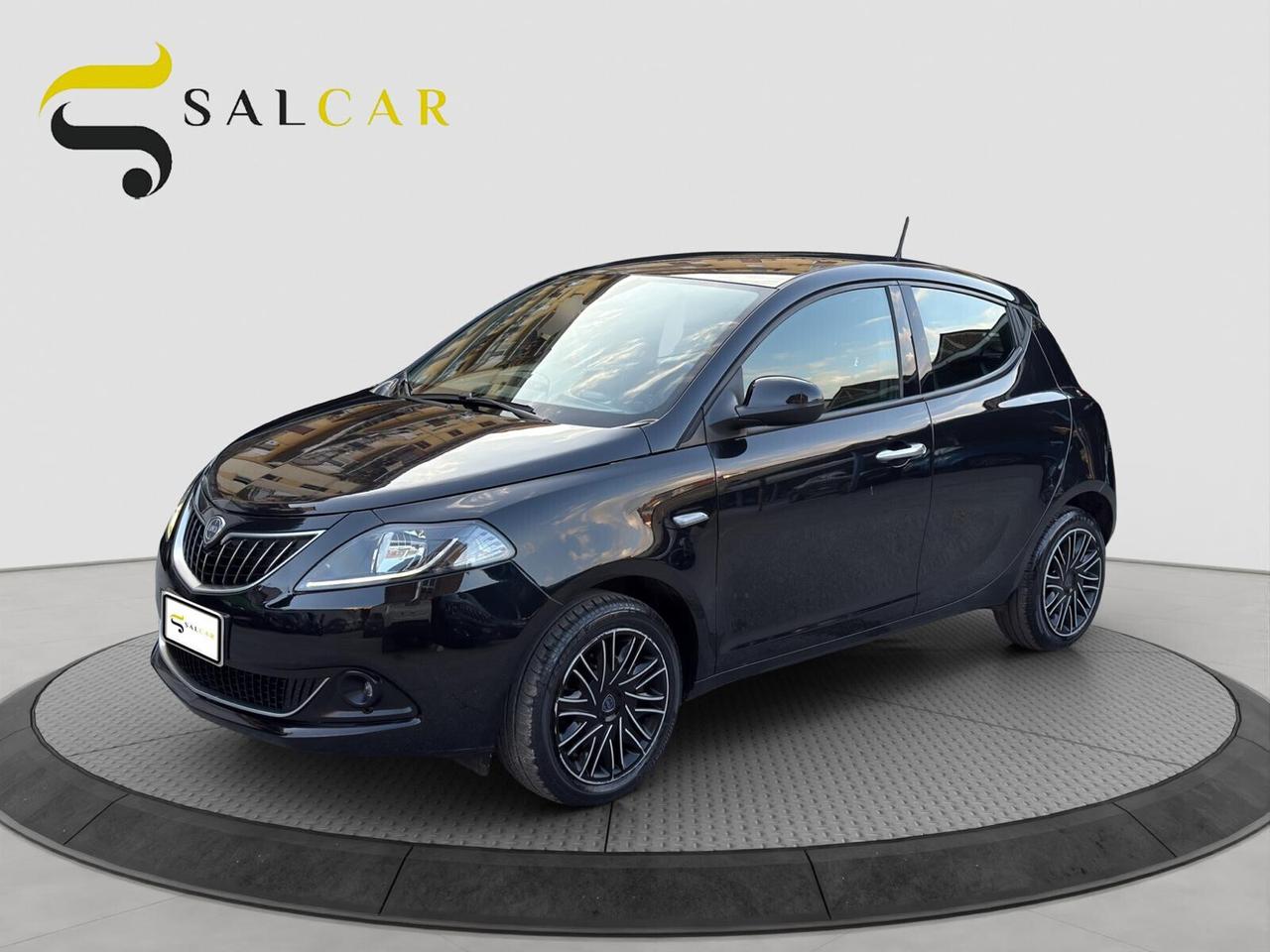 Lancia Ypsilon 1.0 firefly 70cv hybrid Gold 2022