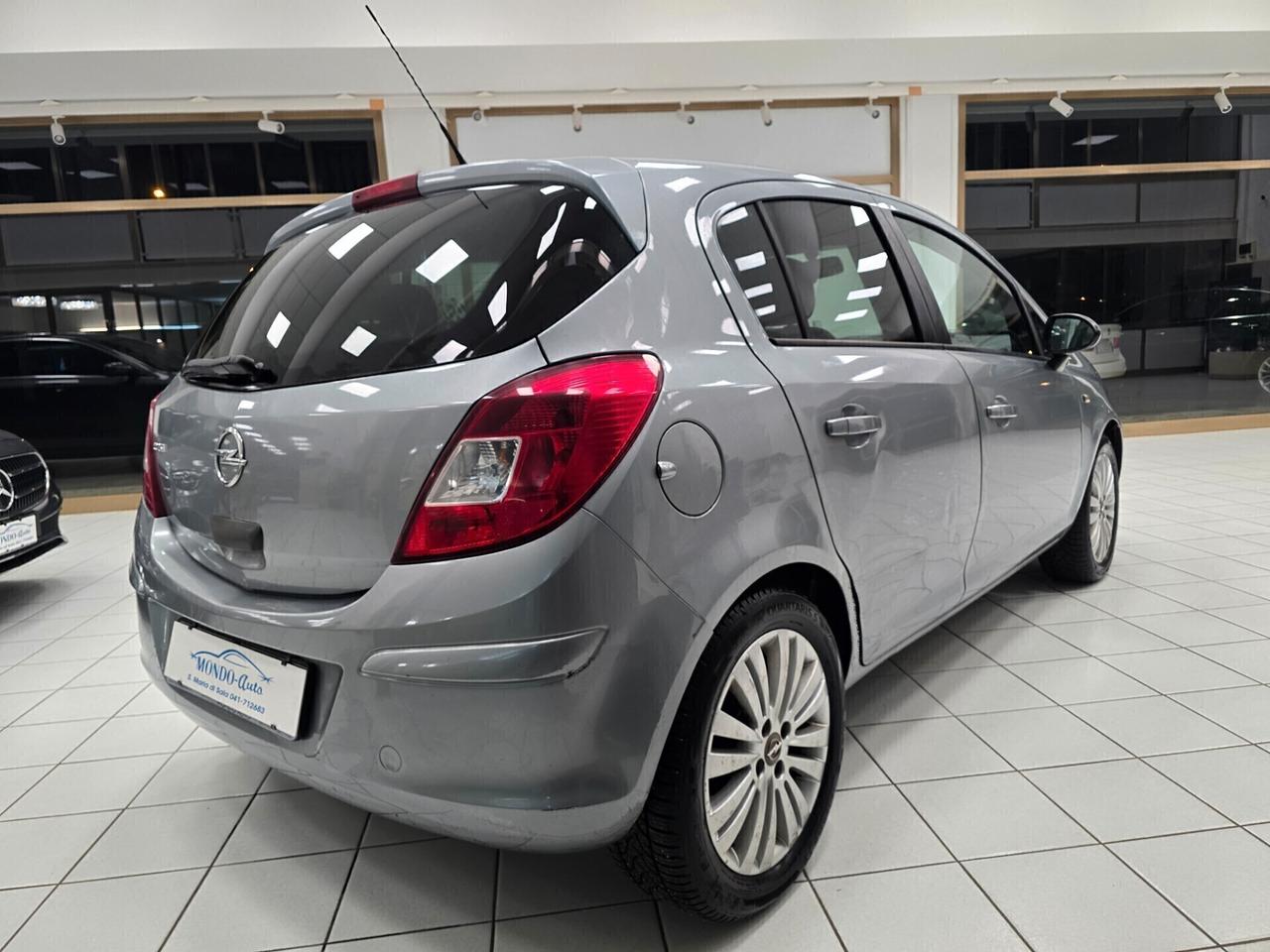 Opel Corsa 1.2 5 porte Elective 85cv NEOPATENTATI