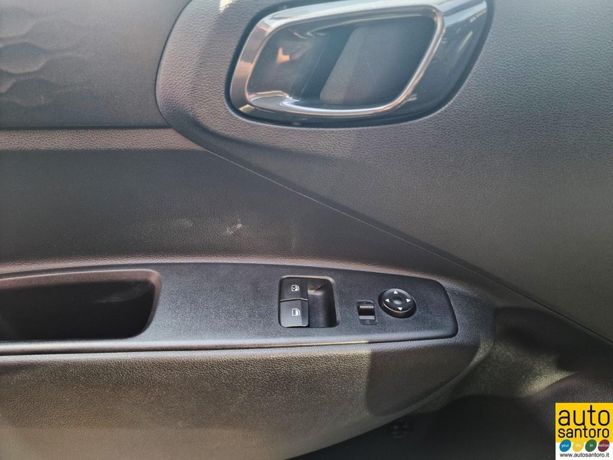 HYUNDAI I10 1.0 TECH + CONNECT PACK