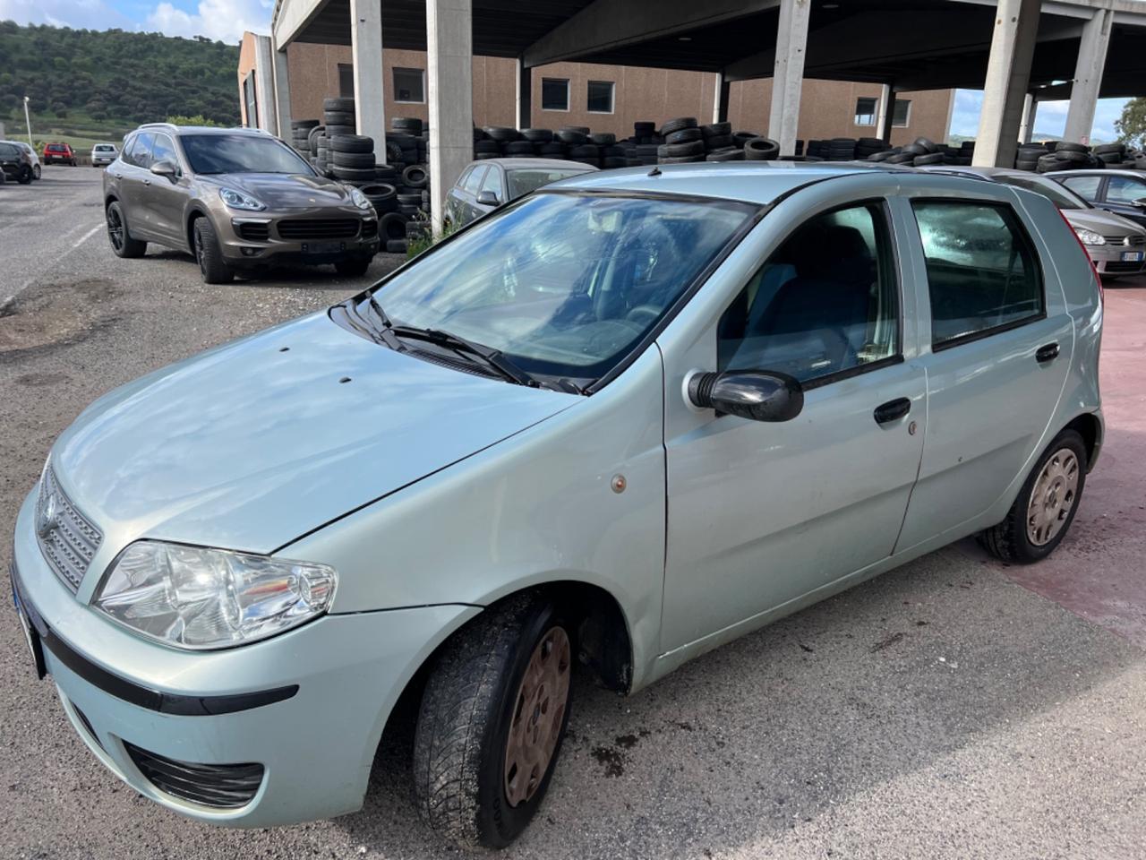 Fiat Punto 1.3 Mjt neopatentati