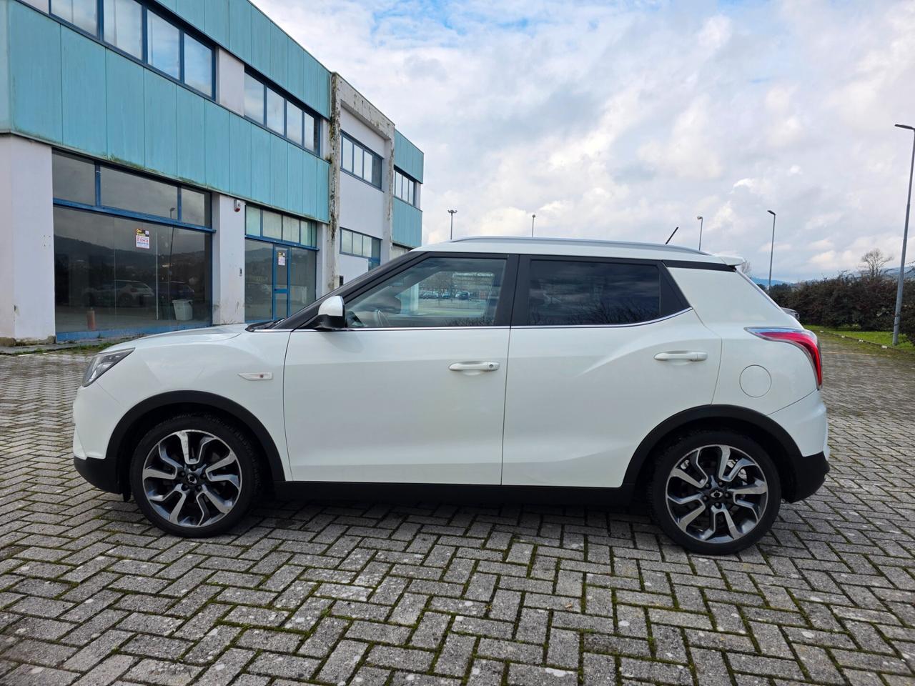 Ssangyong Tivoli 1.6 2WD Bi-fuel GPL Be Visual Hot Aebs