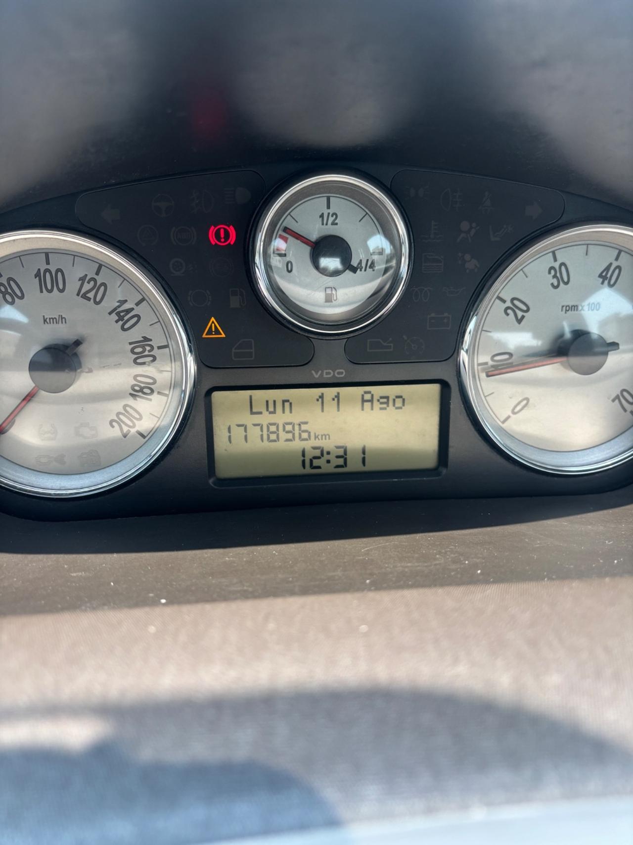 Lancia Ypsilon 1.3 MJT 90 CV Platino