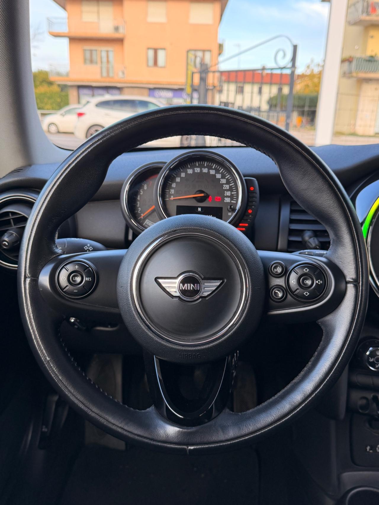Mini 1.2 One 75 CV