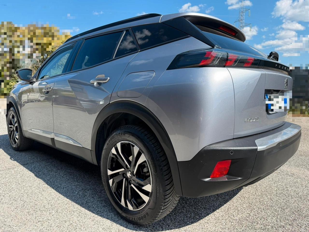 Peugeot 2008 BlueHDi 130 S&S EAT8 Allure