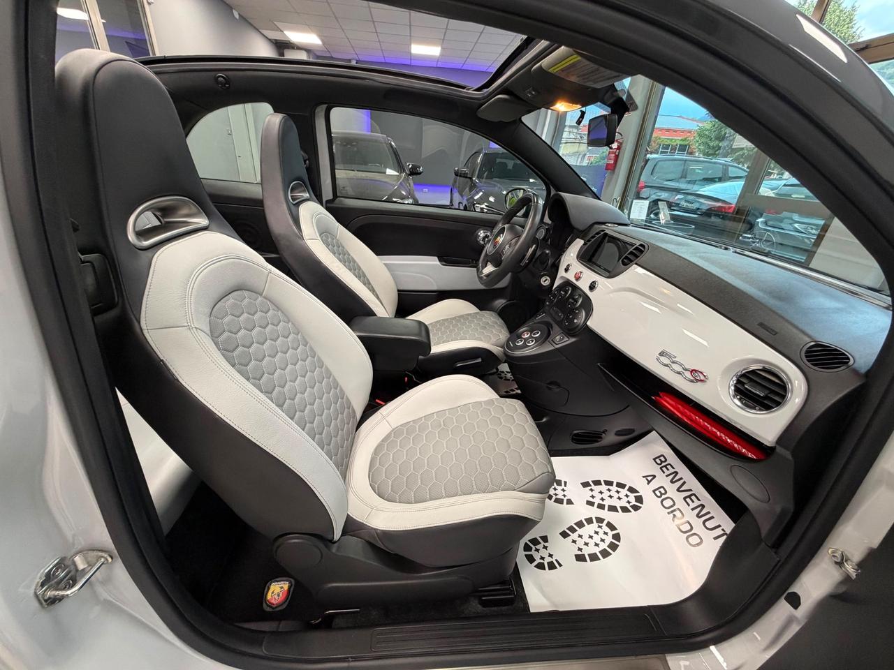 Abarth 500C Esseesse Versione: 1.4 Turbo T-Jet MTA Bicolore