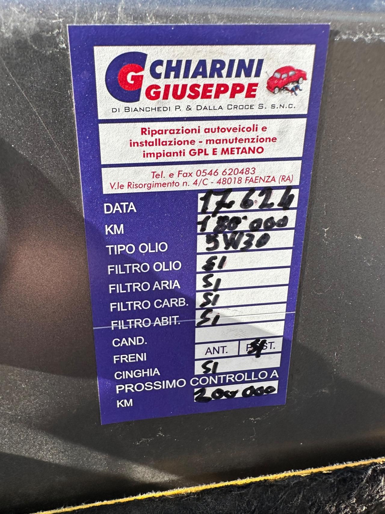 Renault SCENIC 1.5 dCi 110CV 2015 - TOM TOM