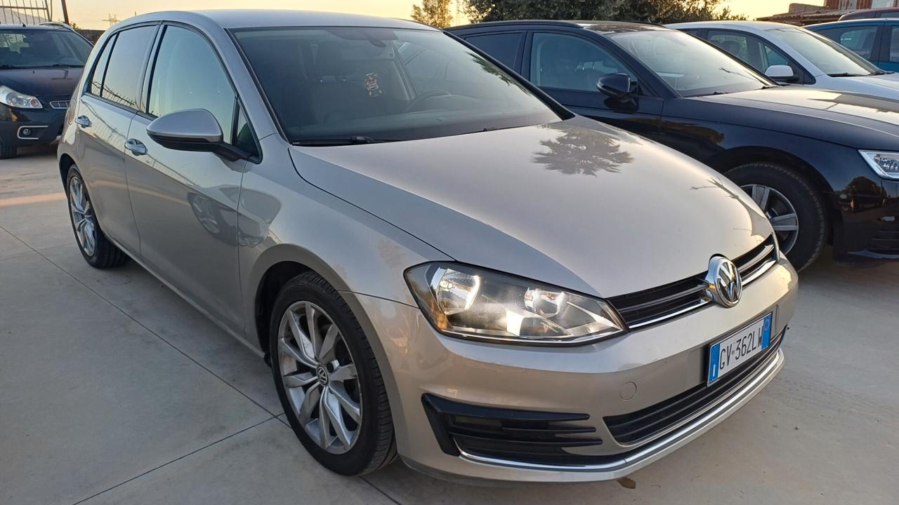 Volkswagen Golf Variant 1.6 TDI DPF Highline 2013