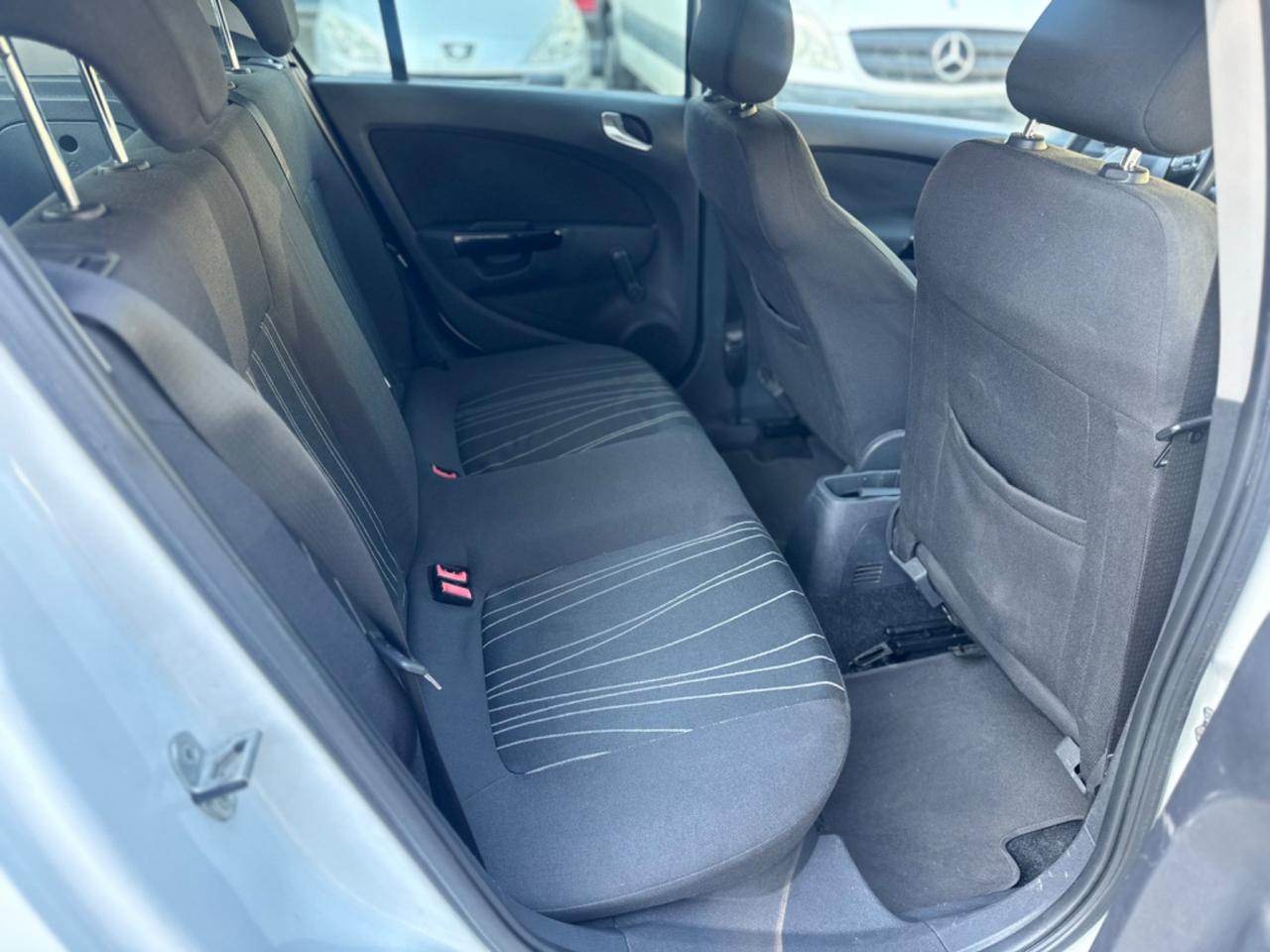 Opel Corsa 1.2 5 porte Edition 2010