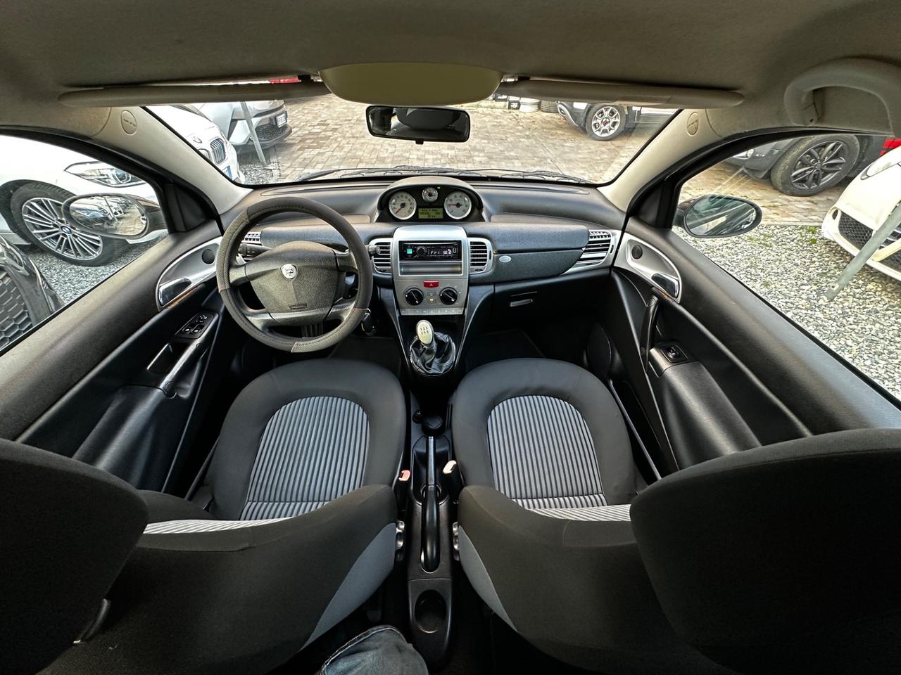 Lancia Ypsilon 1.2 Benzina