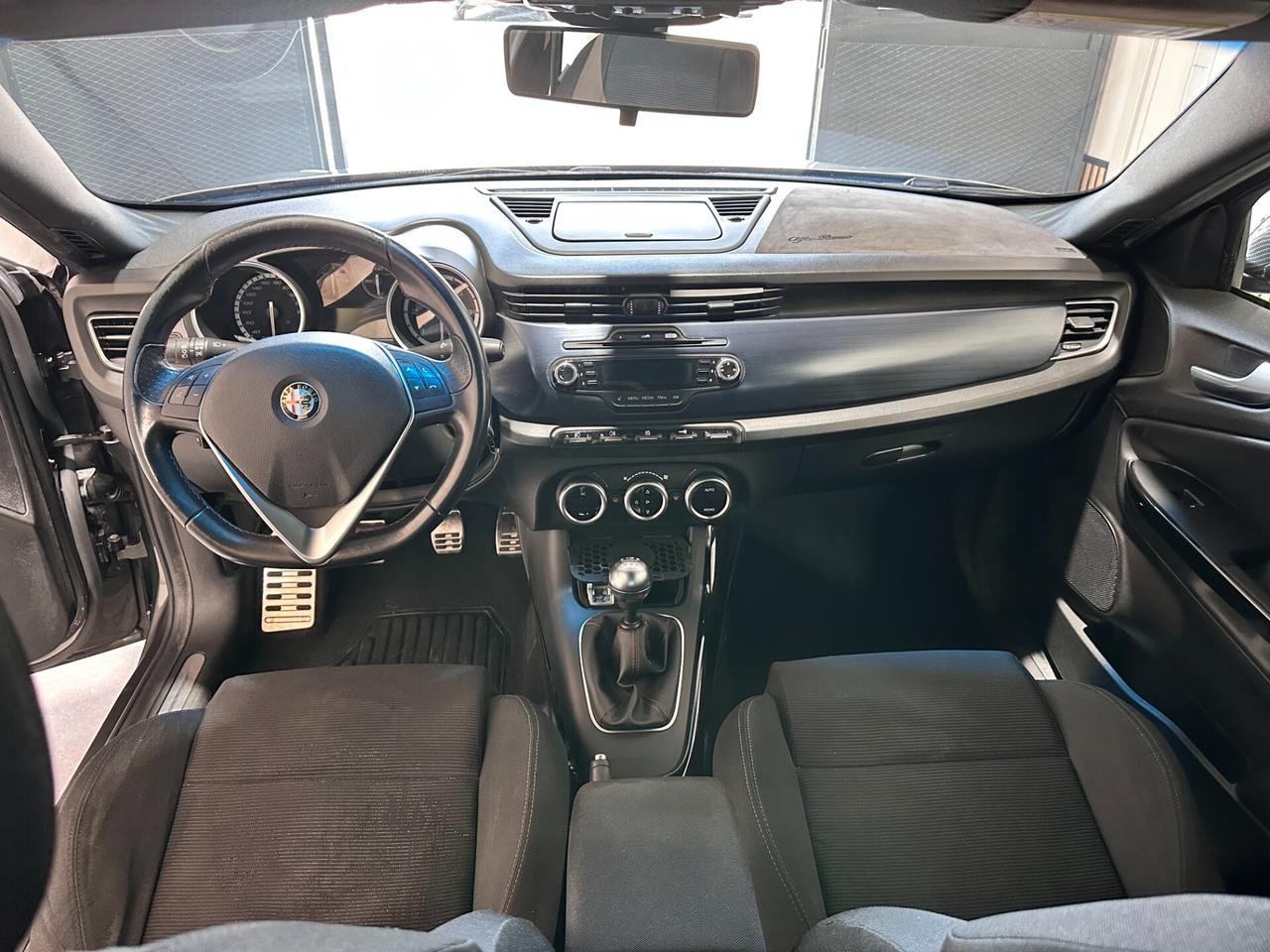 Alfa Romeo Giulietta 2.0 JTDm-2 140 CV UNICO PROP. - DA VETRINA