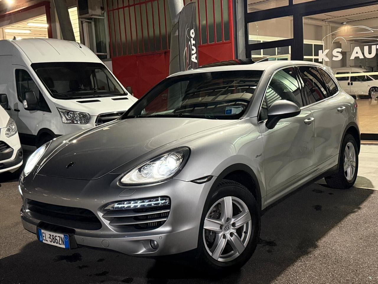 Porsche Cayenne 3.0 Diesel tiptronic 173000km