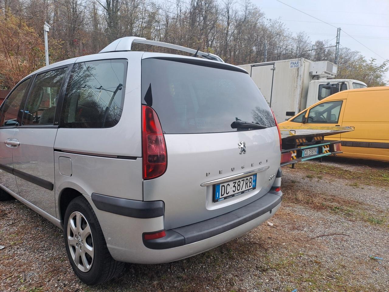 Peugeot 807 2.0 HDi FAP ST Mix