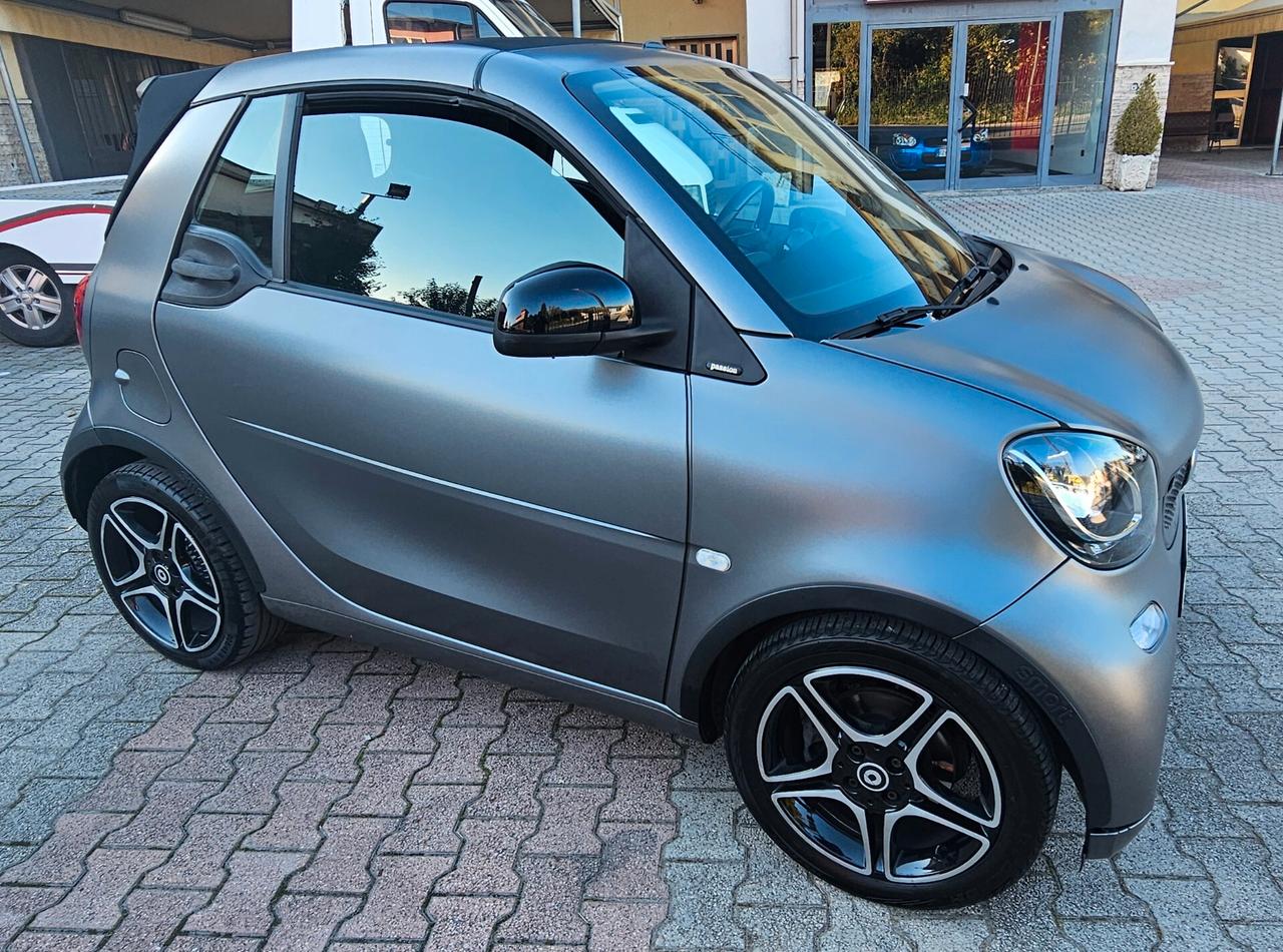 Smart ForTwo 90 0.9T twinamic cabrio Urbanrunner Passion