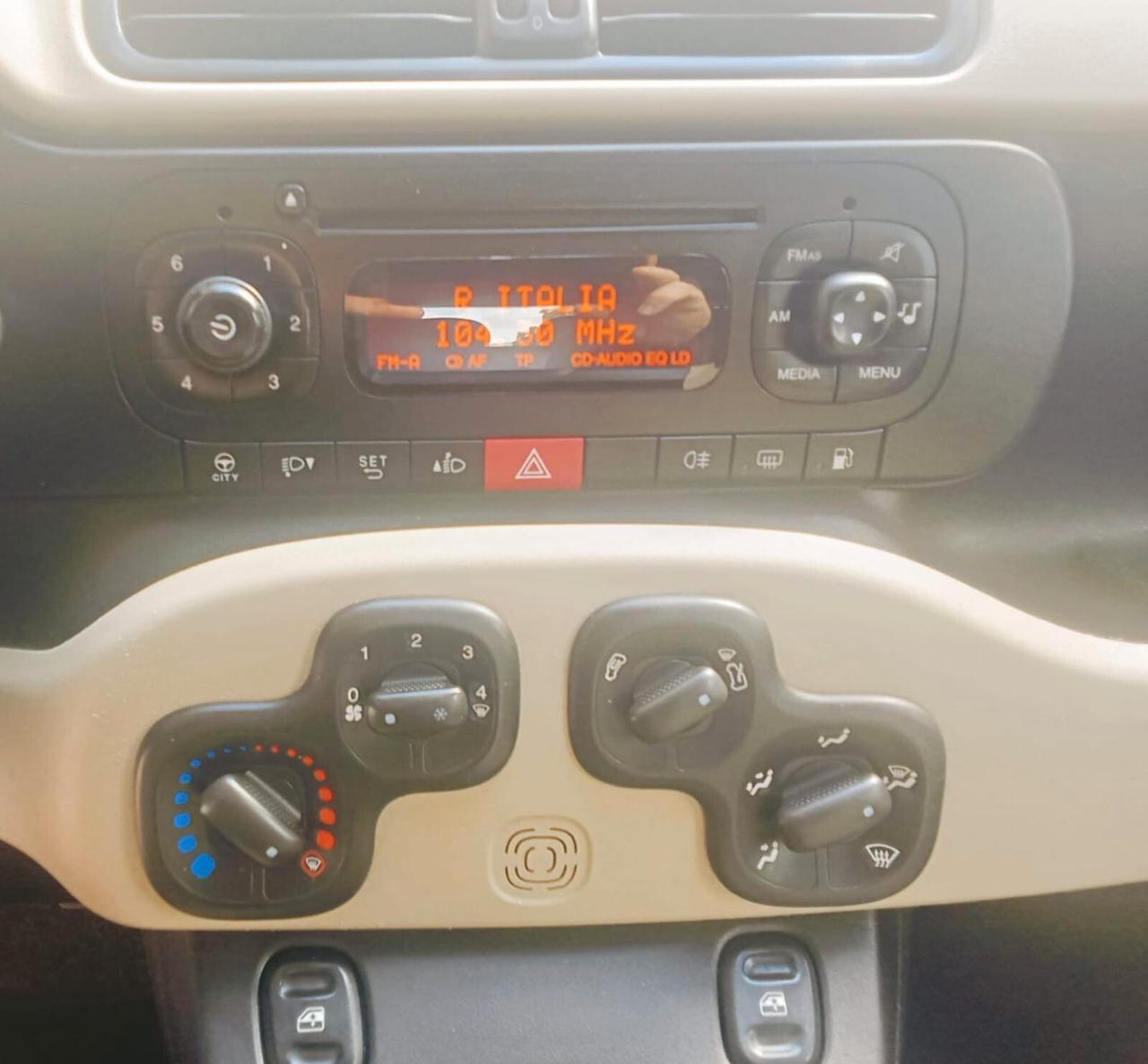 Fiat Panda 0.9 TwinAir Turbo Natural Power Lounge