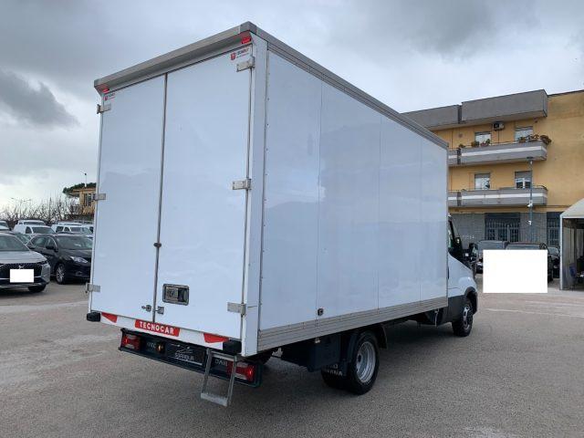 IVECO Daily Cabinato Furgonato