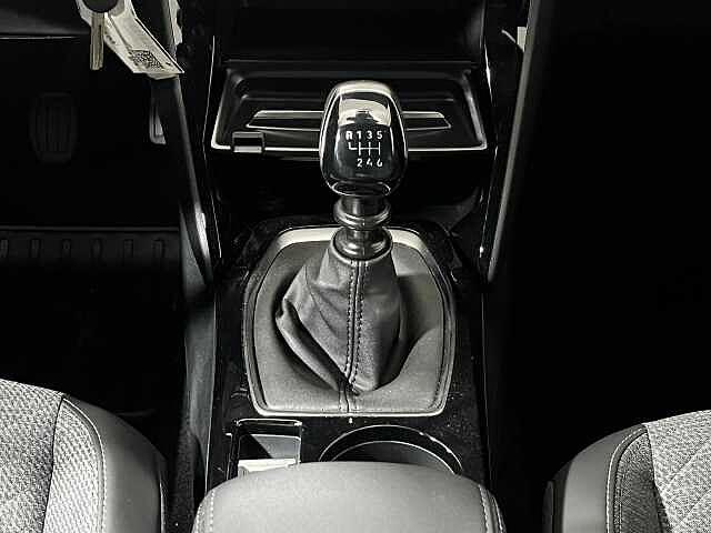 Peugeot 2008 PureTech 100 S&S Allure KM ZERO