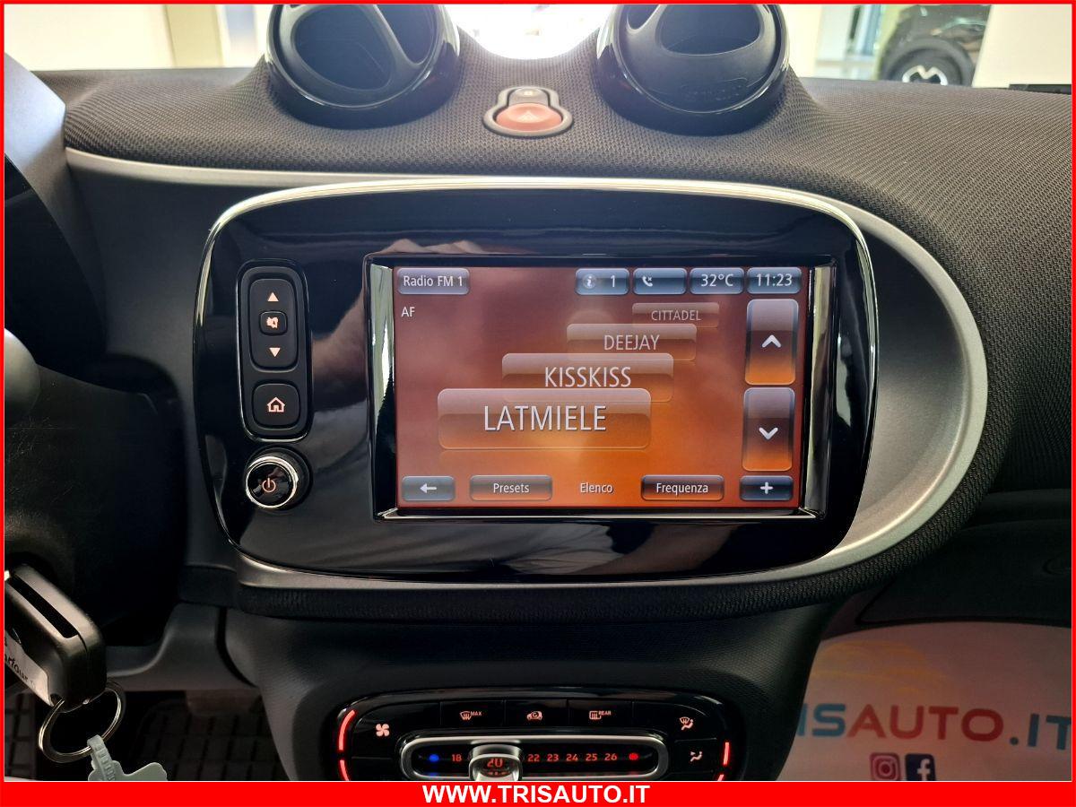 SMART Forfour 90 0.9 T Twinamic Passion NEOPATENTATI (DOPPIO TETTO PANORAMICO)