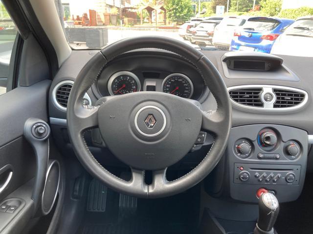 RENAULT Clio 1.4 16V 5 porte Dynamique NEOPATENTATI