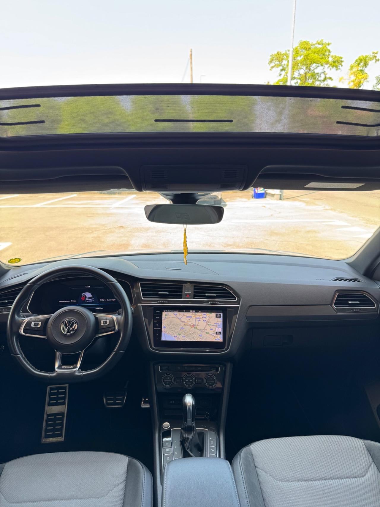 Volkswagen Tiguan R-line 2.0 BiTDI DSG 4MOTION