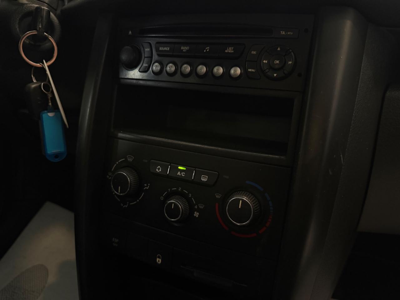Peugeot 207 1.6 Diesel neopatentati