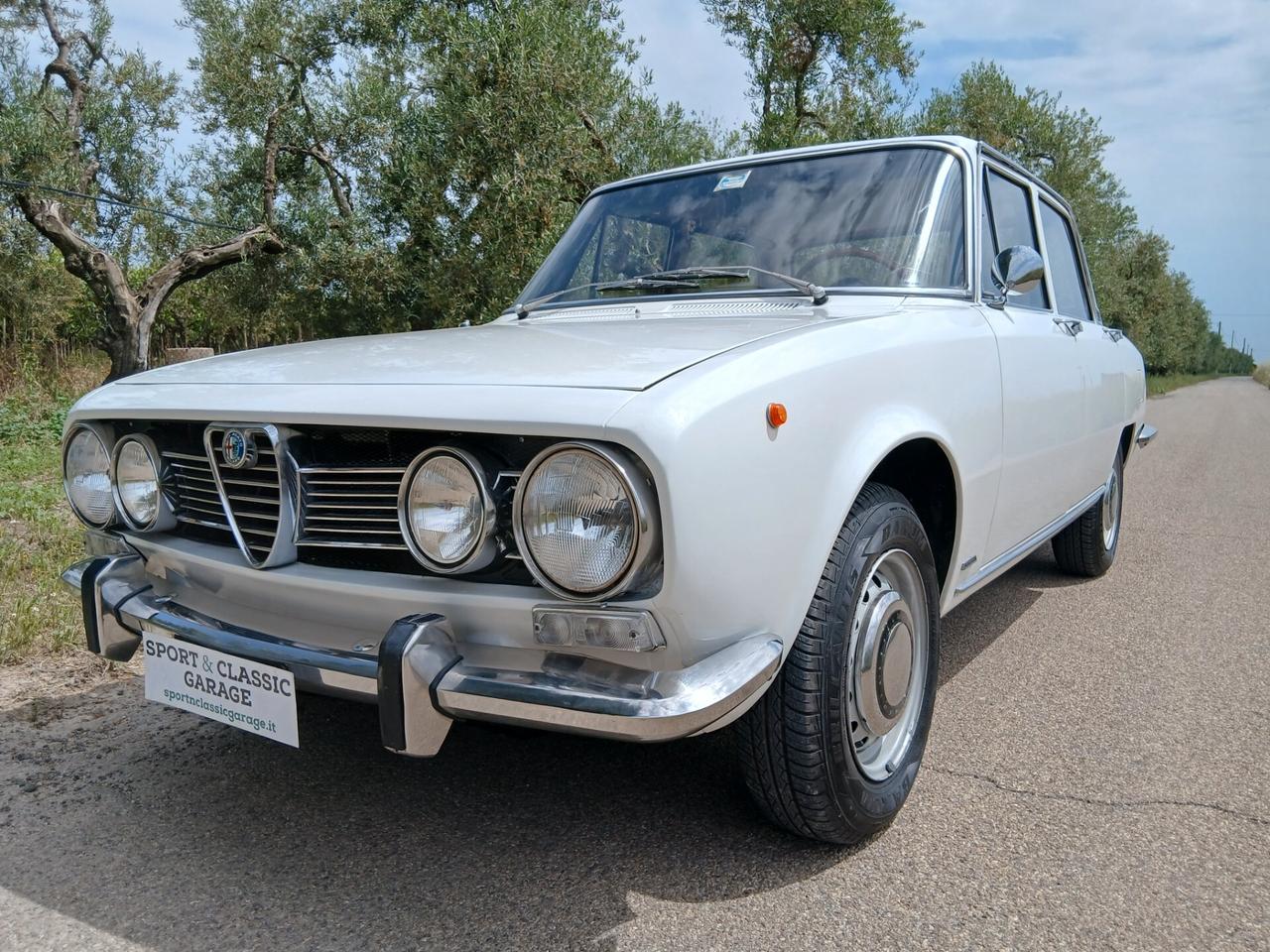 Alfa Romeo 1750 Berlina