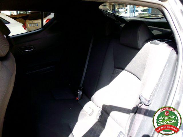 TOYOTA C-HR 1.8 Hybrid E-CVT Lounge