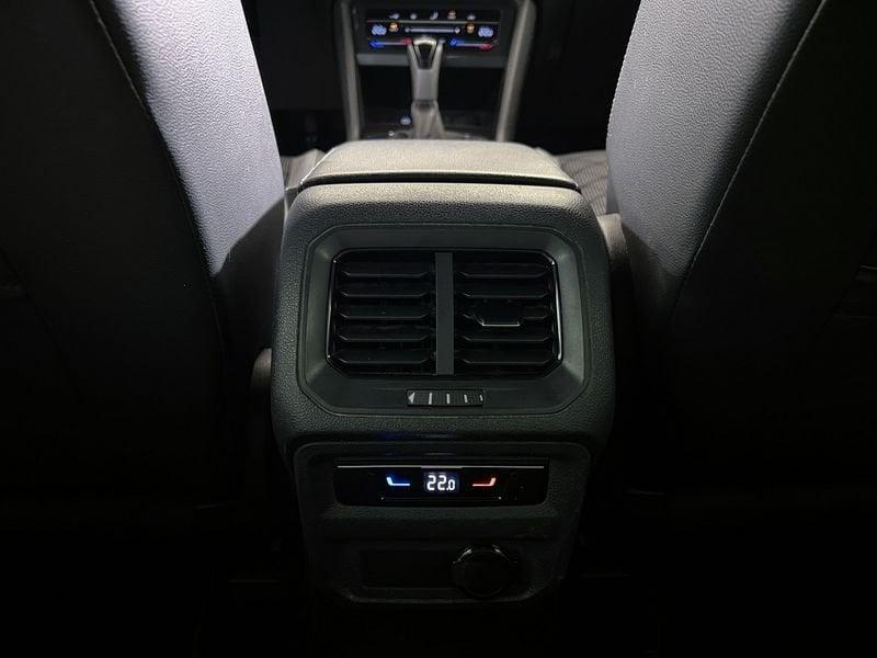 Volkswagen Tiguan Tiguan 2.0 tdi R-Line 150cv dsg