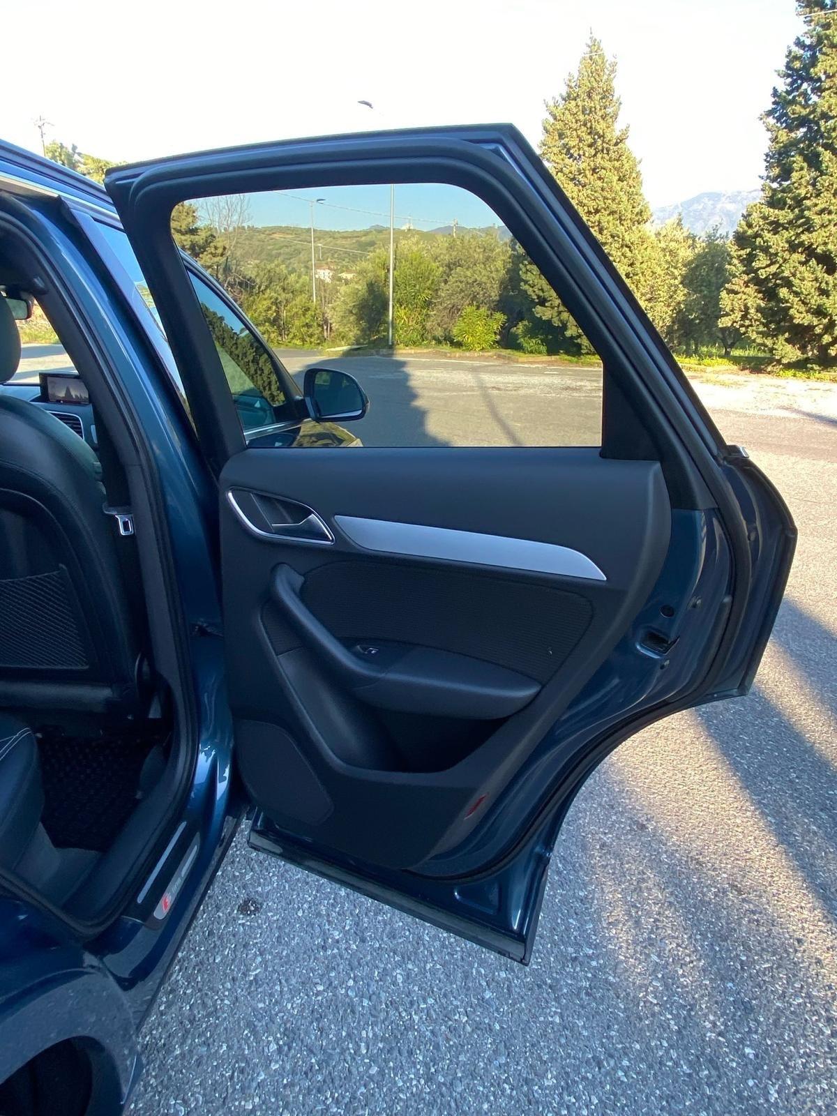 Audi Q3 2.0 tdi sline