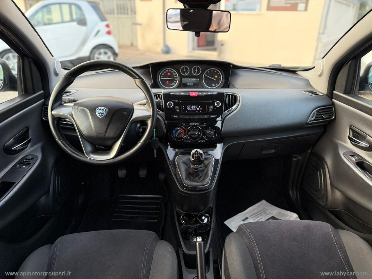 LANCIA Ypsilon 1.2 69 CV 5p. S&S Gold
