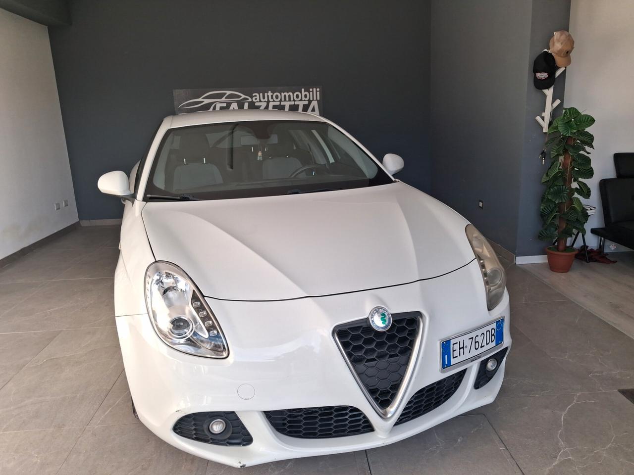 Alfa Romeo Giulietta 1.6 JTDm-2 105 CV Distinctive