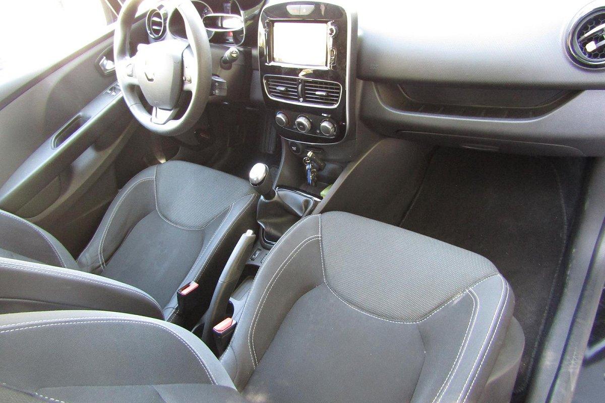 RENAULT Clio TCe 12V 90 CV 5 porte Moschino Intens